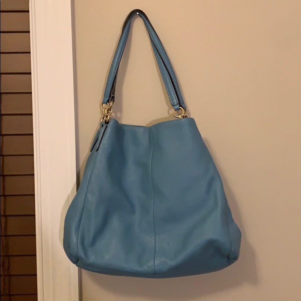 Light Blue Leather Coach Shoulder Purse